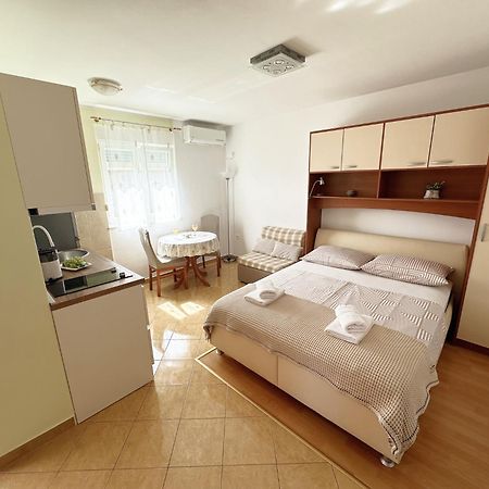 Apartments Vila Miranda Vodice Luaran gambar