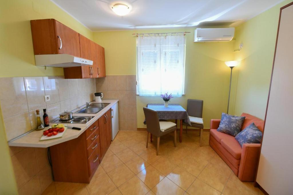 Apartments Vila Miranda Vodice Luaran gambar