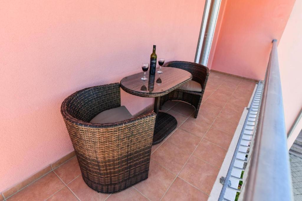 Apartments Vila Miranda Vodice Luaran gambar