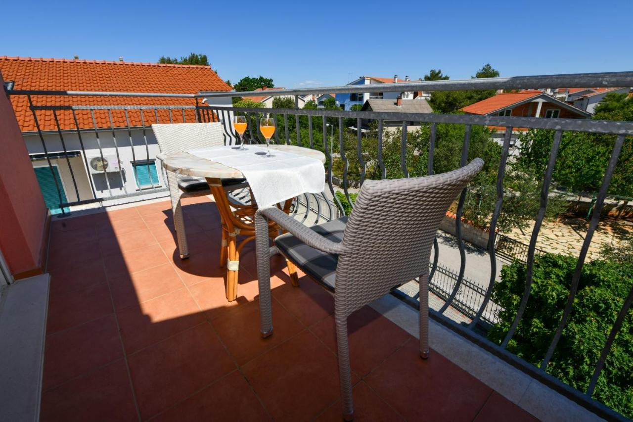 Apartments Vila Miranda Vodice Luaran gambar