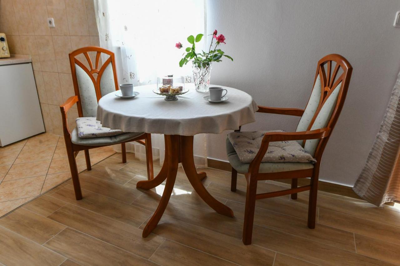 Apartments Vila Miranda Vodice Luaran gambar