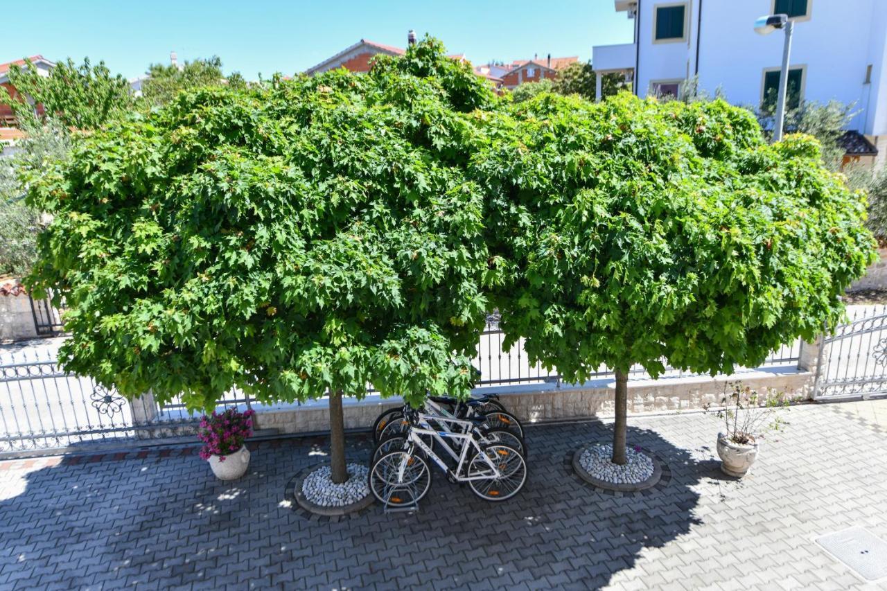 Apartments Vila Miranda Vodice Luaran gambar